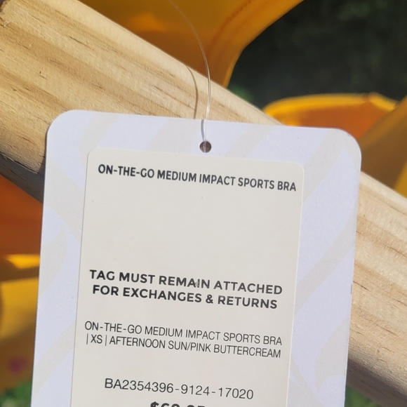 Fabletics size XS (0-2) sports bra NWT - Picture 3 of 10